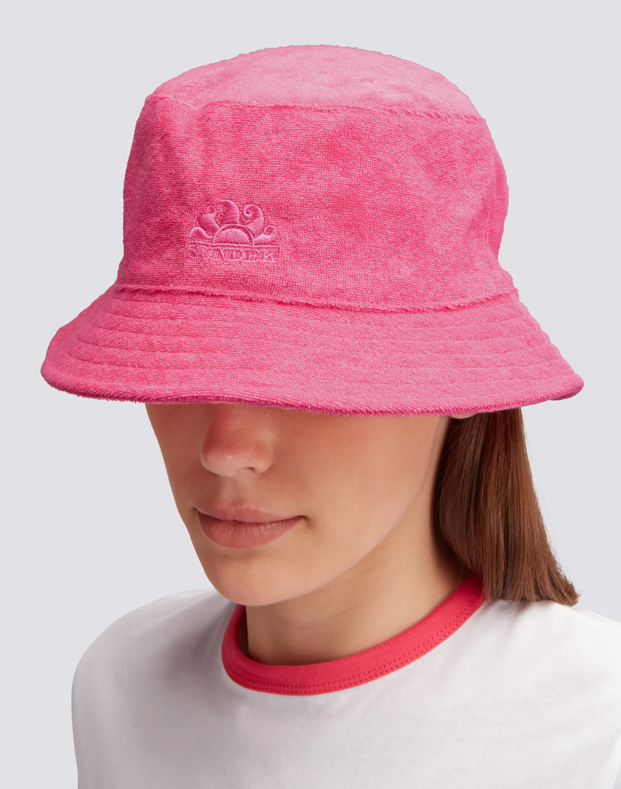 CAPPELLO ALLA PESCATORA IN SPUGNA - Image 2