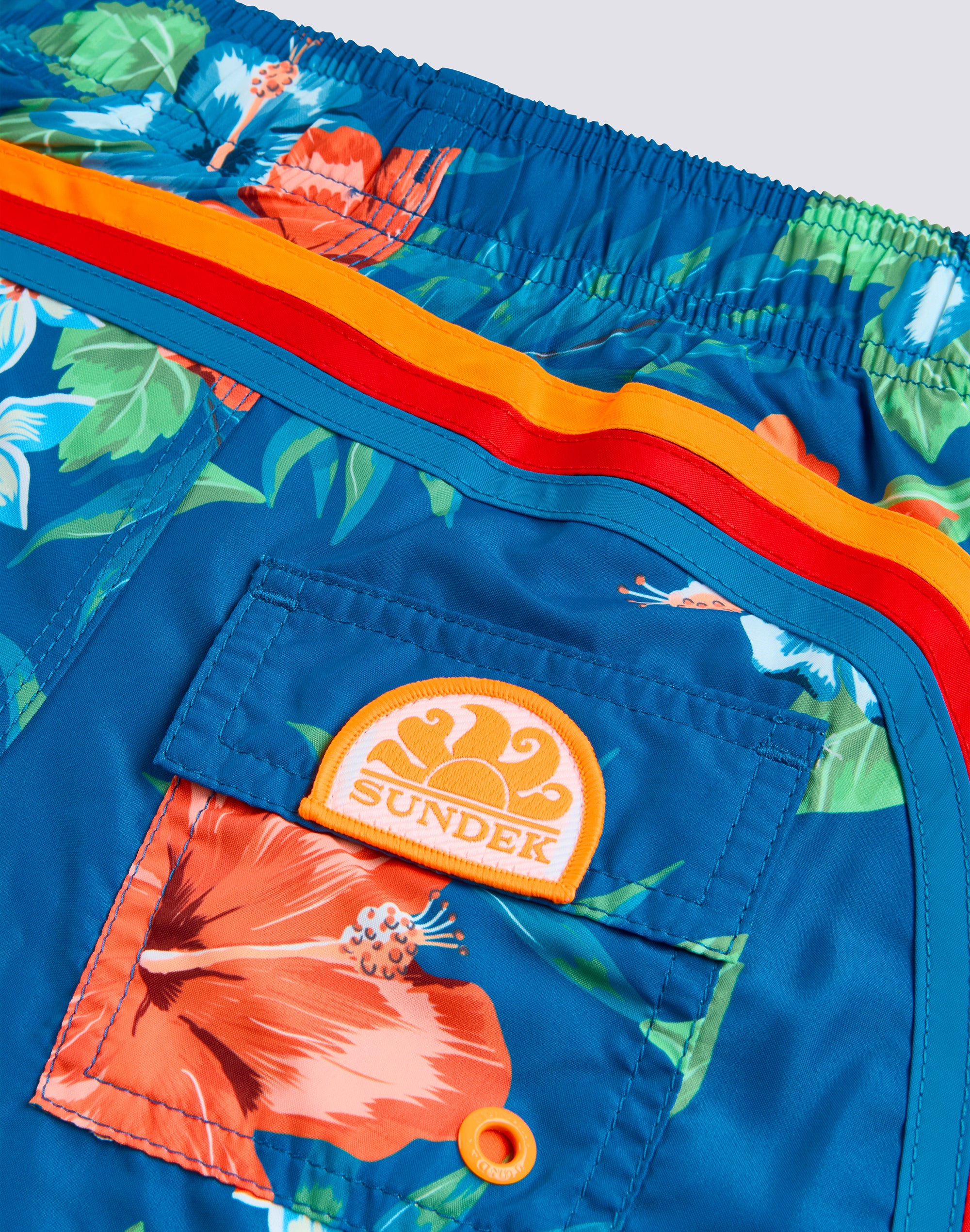 COSTUME DA BAGNO BAMBINO CORTO VITA ELASTICATA REPREVE® CON STAMPA ISLAND BLISS - Image 3