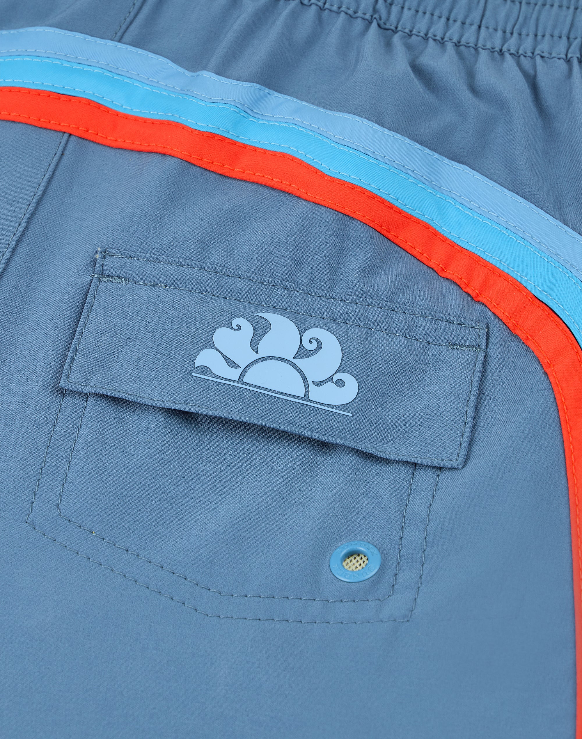 COSTUME DA BAGNO BAMBINO CORTO VITA ELASTICATA IN TESSUTO STRETCH - Image 3