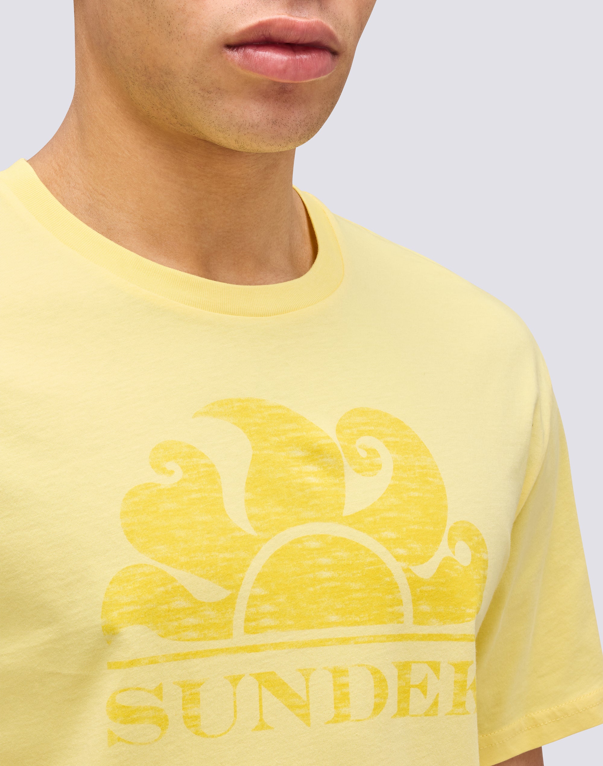 T-SHIRT MANICHE CORTE CON LOGO - Image 4