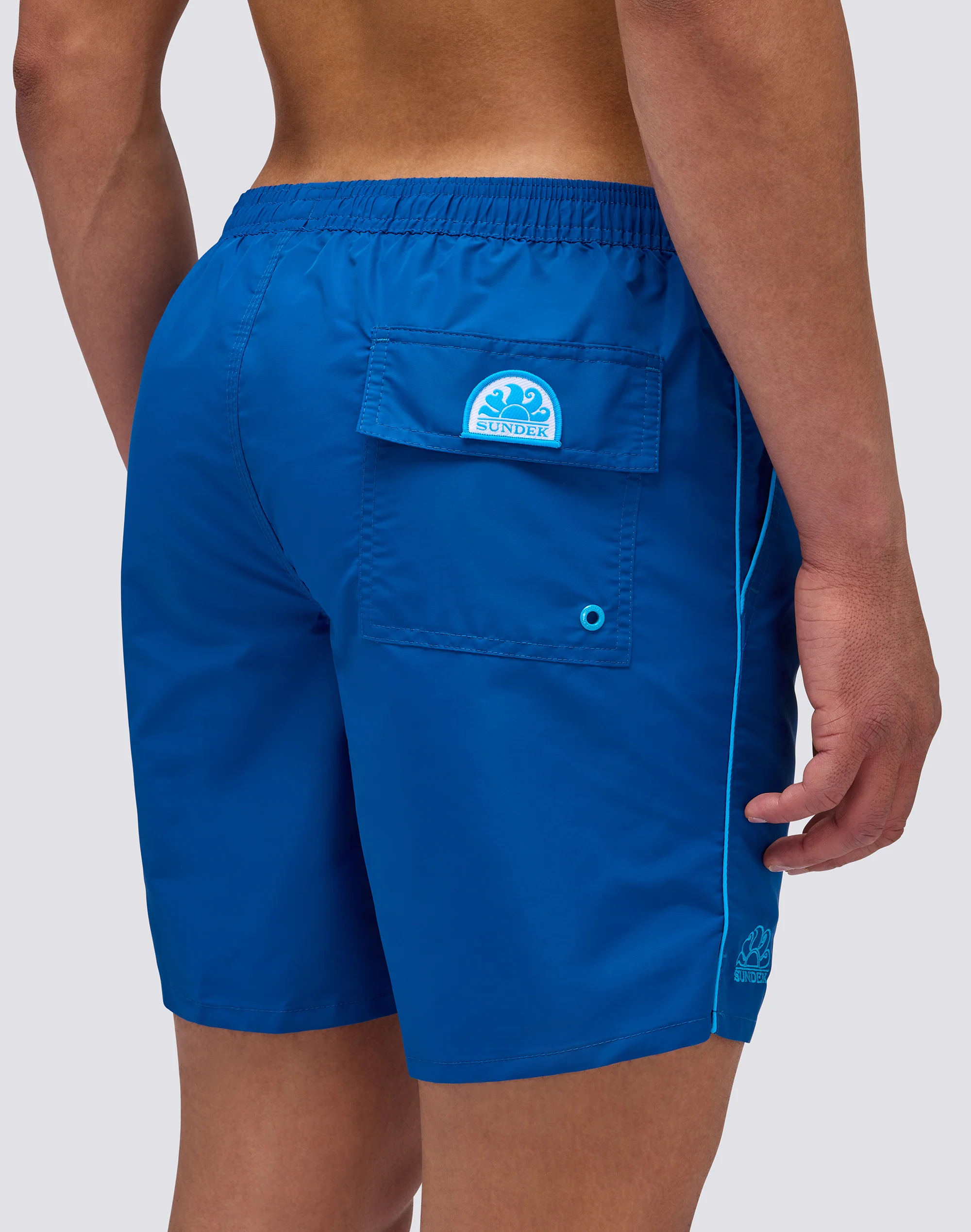 COSTUME DA BAGNO LUNGHEZZA MEDIA VITA ELASTICATA CON PIPING - Image 3