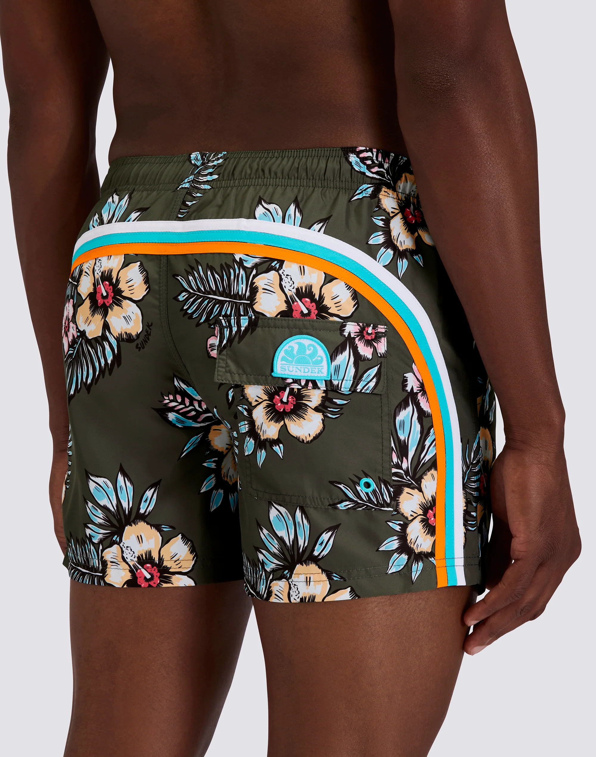 COSTUME DA BAGNO UOMO CORTO VITA ELASTICATA POLIESTERE RICICLATO REPREVE® CON STAMPA GRAPHIC FLOWER - Image 5