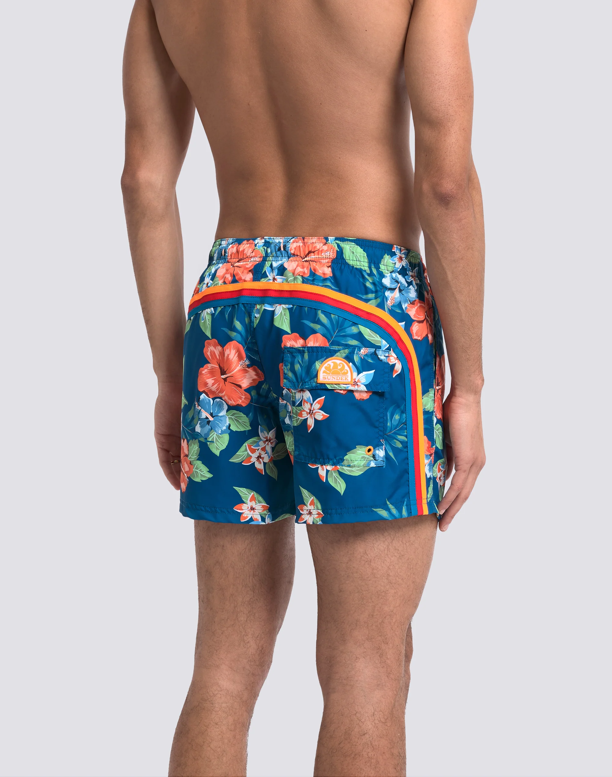 COSTUME DA BAGNO UOMO CORTO VITA ELASTICATA POLIESTERE RICICLATO REPREVE® CON STAMPA ISLAND BLISS - Image 5