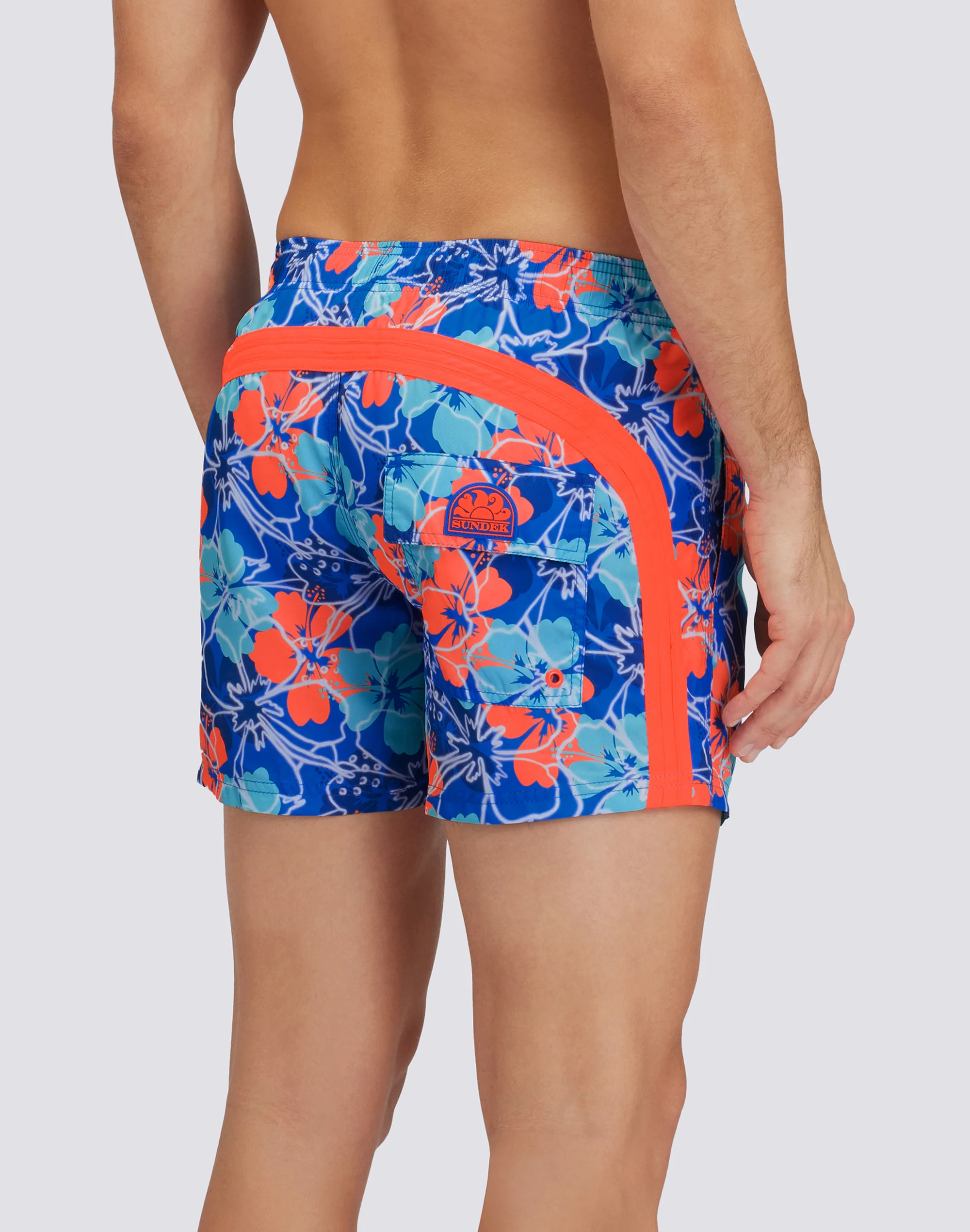 COSTUME DA BAGNO CORTO VITA ELASTICATA REPREVE® CON STAMPA INSIDE FLOWERS