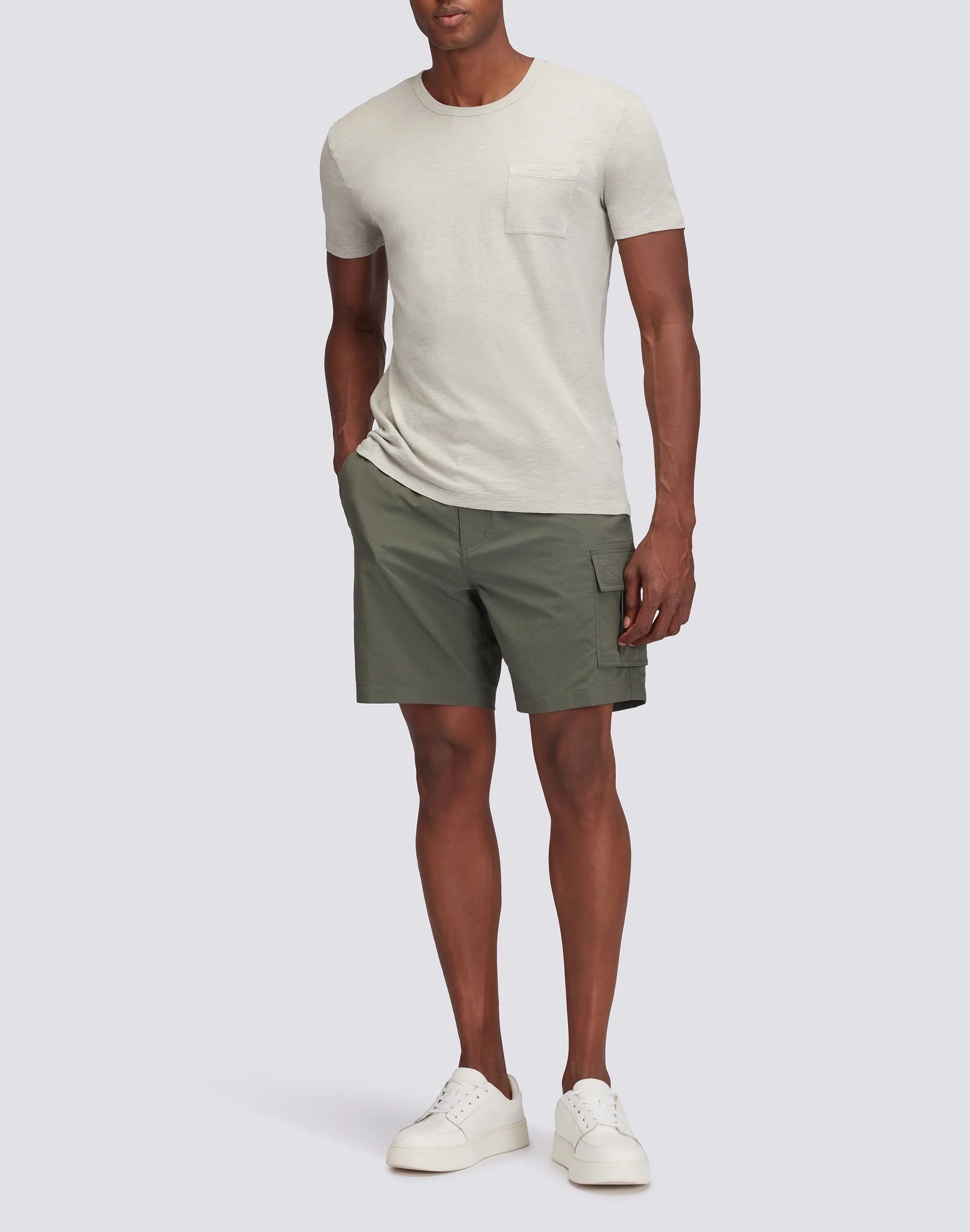 T-SHIRT CON TASCA TINTO CAPO - Image 3
