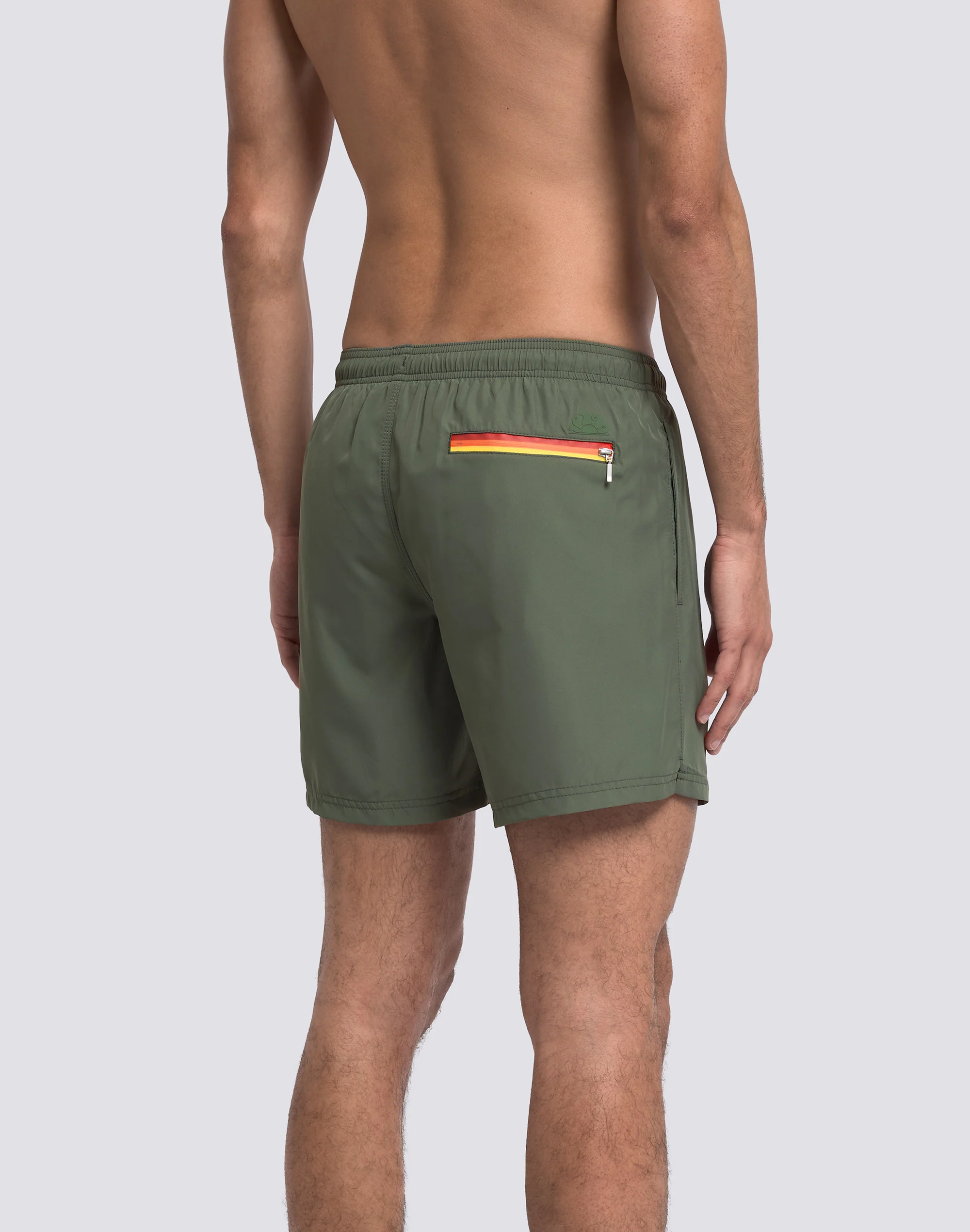 COSTUME DA BAGNO UOMO MEDIO VITA ELASTICATA IN POLESTERE RICICLATO REPREVE® CON DETTAGLIO TRICOLORE - Image 5
