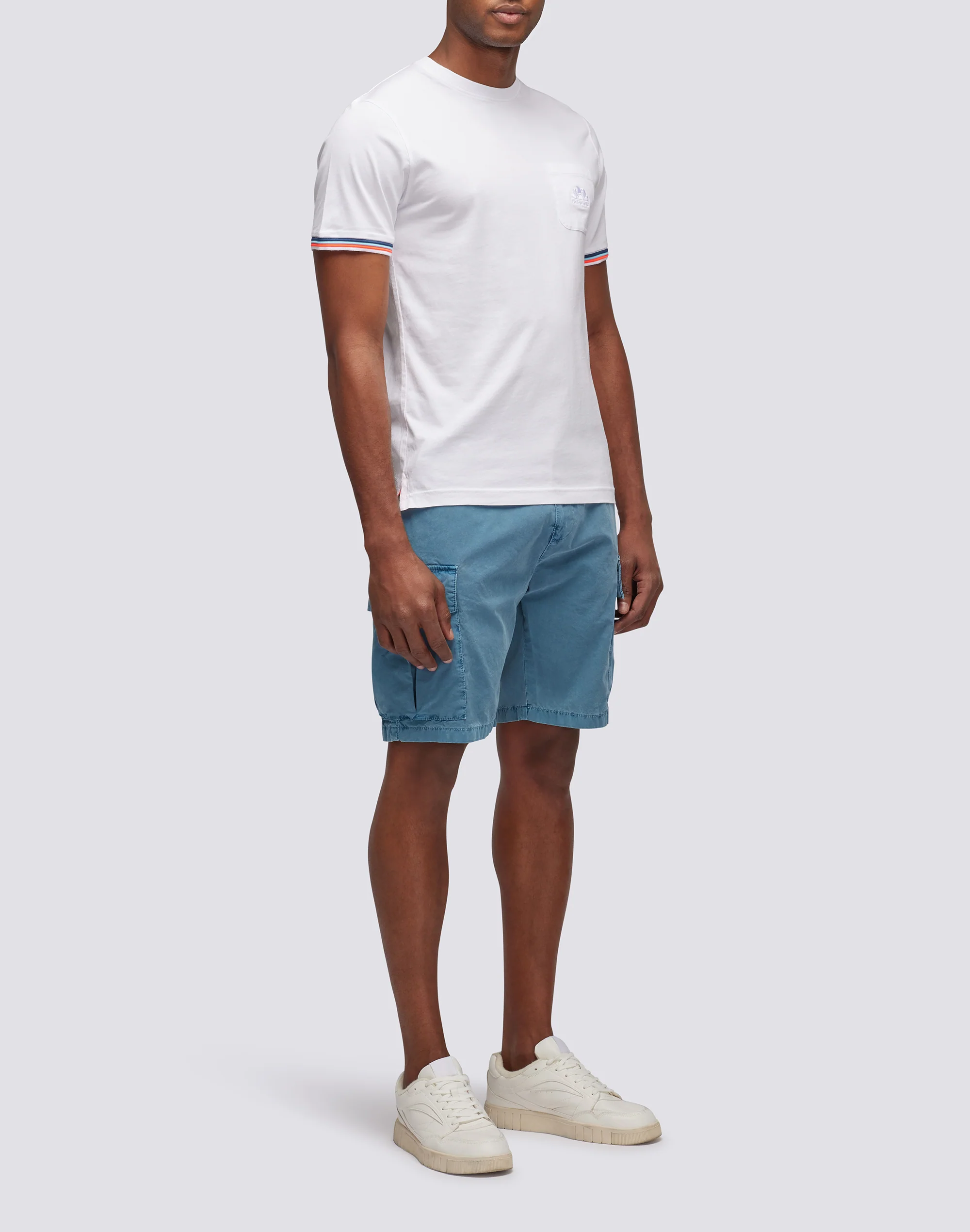 T-SHIRT FINN GIROCOLLO CON TASCHINO - Image 3