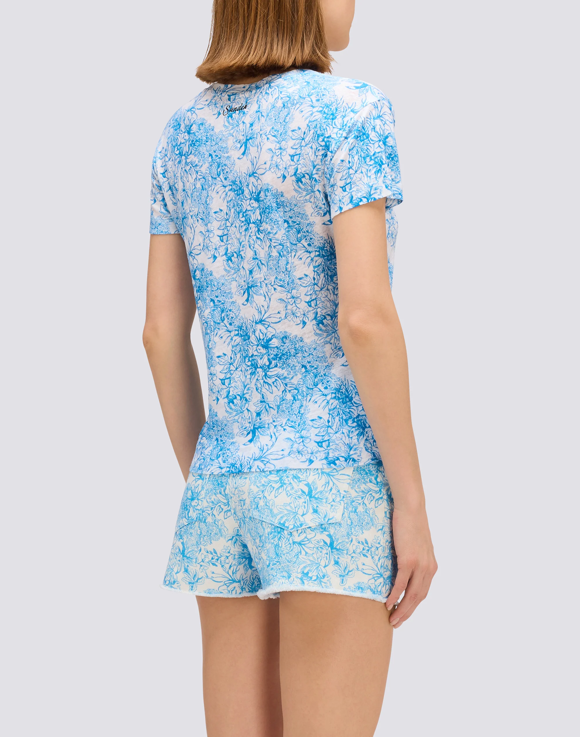 T-SHIRT A MEZZE MANICHE IN LINO CON STAMPA FLEUR DE JOIE - Image 2